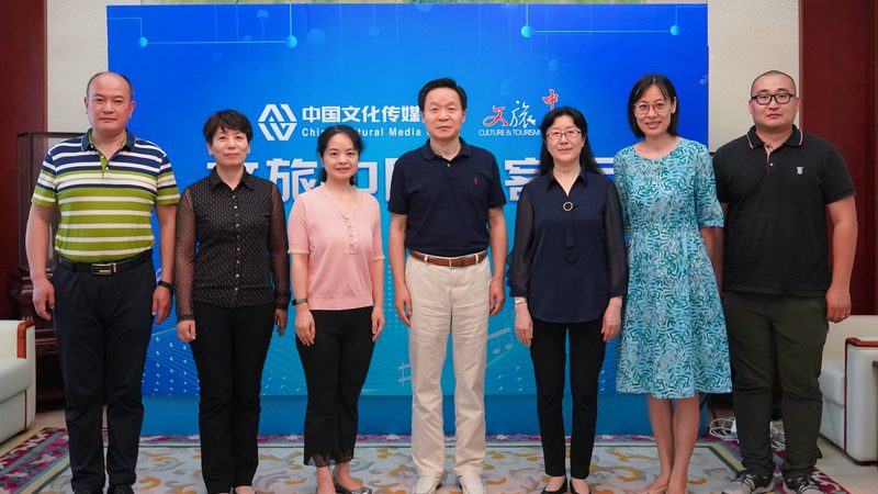 铝合金材质：坚固与轻便的完美结合
